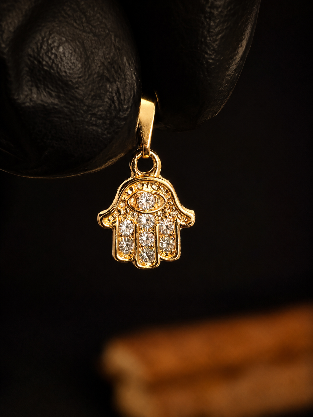 Pendente Mão  Hamsa com Cristal 1cm