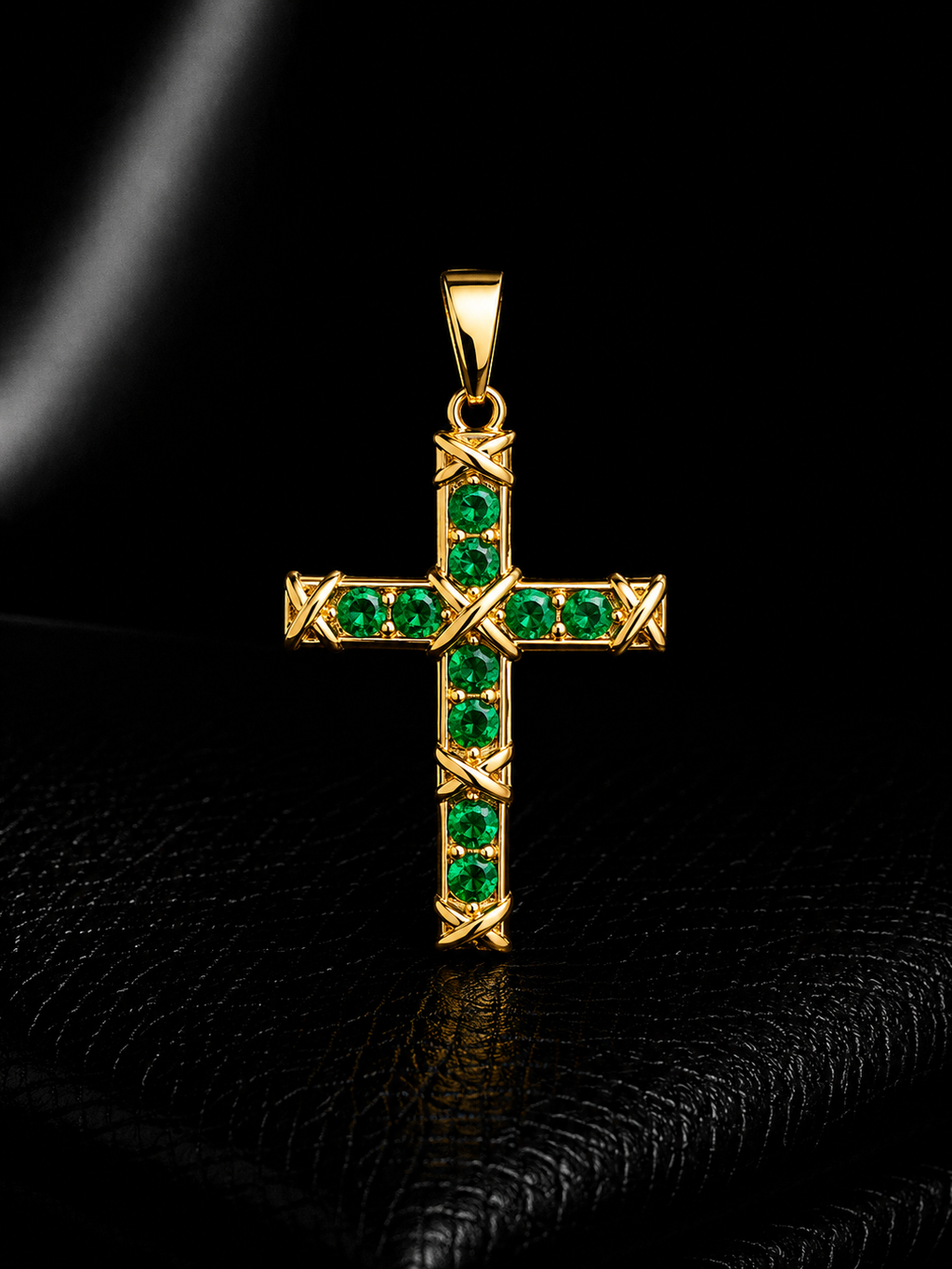 Pendente Cruz com Pontos Verde Esmeralda 3cm