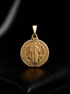 Pendente São Bento Grande 1,5cm