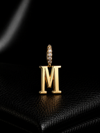 Pendente Letra M 1,5cm