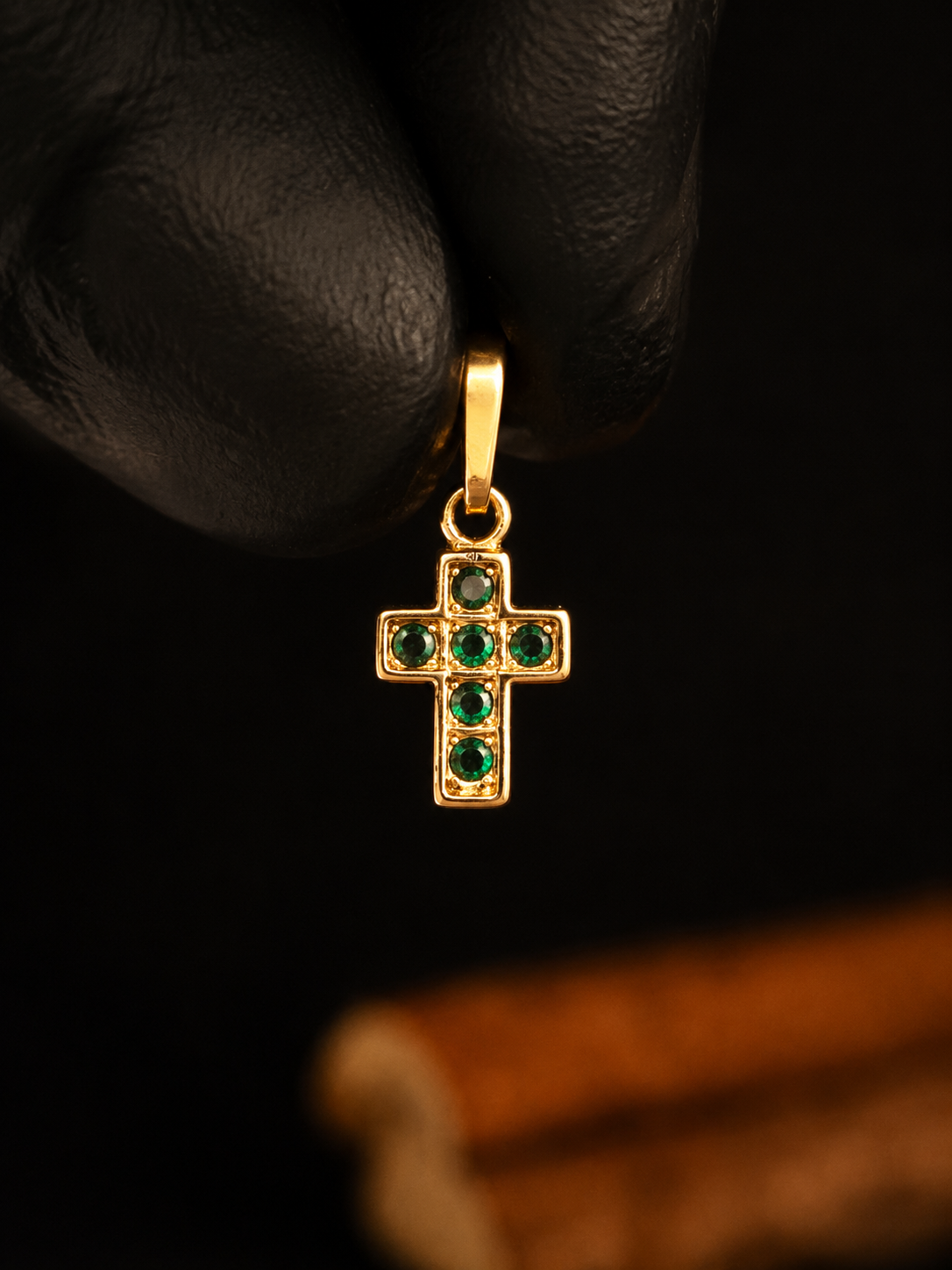 Pendente Cruz Mini Zircónia Verde